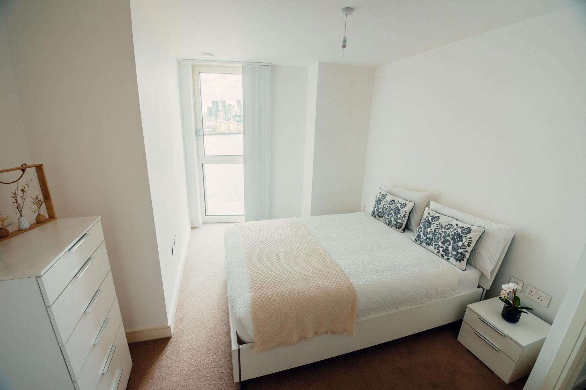 2 Bed Flat London Exterior photo